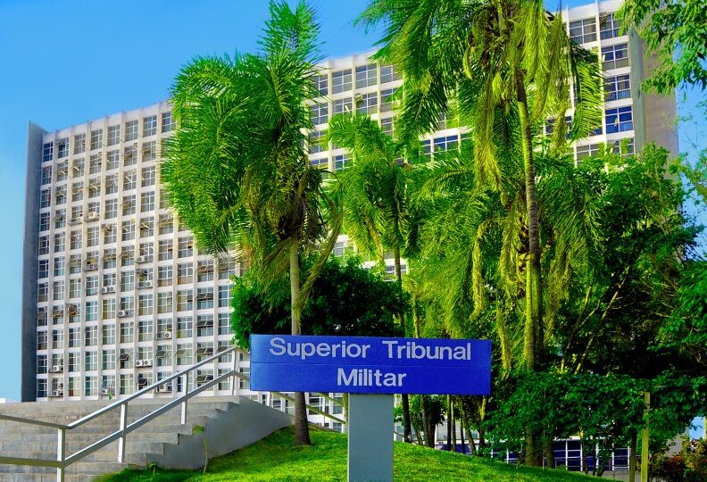 Peculiaridades do Direito Penal Militar: excludente do comandante