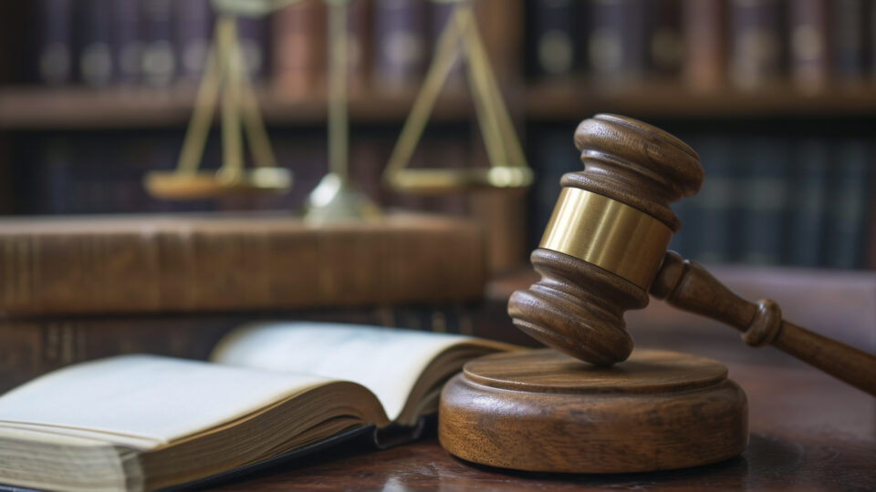 Empregado que fica à disposição da empresa no final de semana pode ganhar horas de sobreaviso