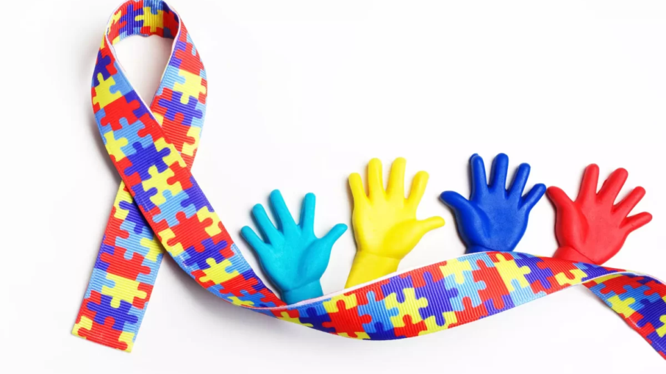 Inconstitucionalidade de lei estadual que proíbe a limitação no tratamento do autismo