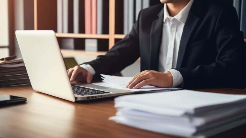 Preferência dos honorários advocatícios sobre o crédito tributário: o tema 1.220 de Repercussão Geral