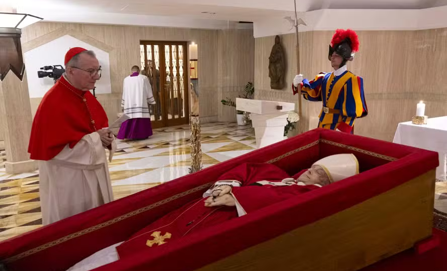 Morte do Papa Francisco: sucessão e liberdade religiosa