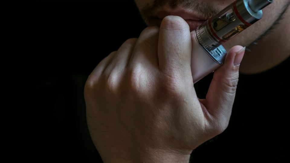Contrabando de cigarros eletrônicos e o Tema 1143 do STJ