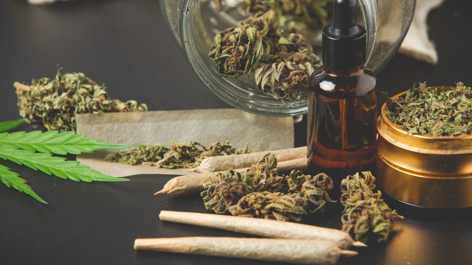 Posse de maconha por detento constitui falta grave?
