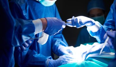 Cobertura de cirurgia de feminização facial por plano de saúde